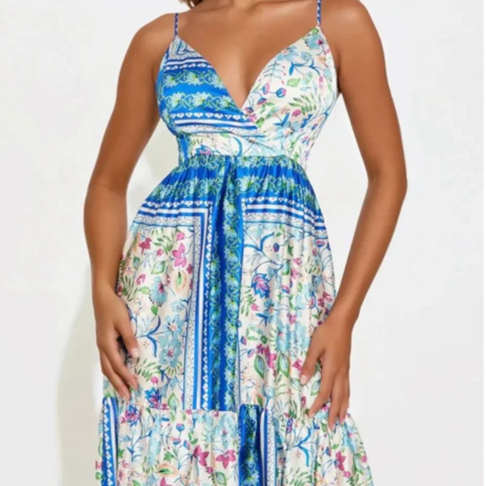 Shelly, Satin Long Flowing Dress, Size M, NWT - Picture 3 of 4